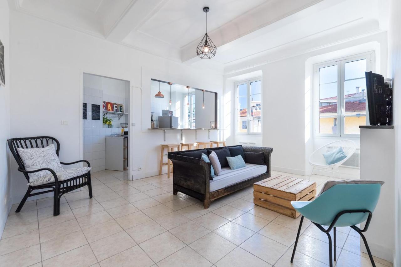 ניס Bright Apartment Old Town מראה חיצוני תמונה